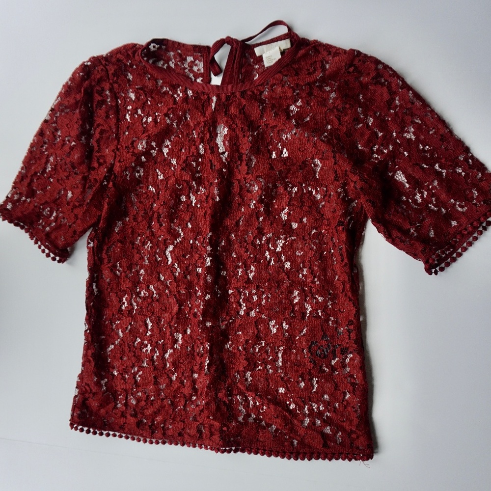 H&M Maroon Lace Top - Never Worn - Size 2